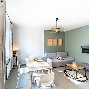  Appartement Les Amandiers 4 Pers- Centre-lyon